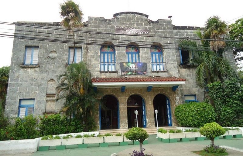 Casa de la Música de Miramar — Cuba