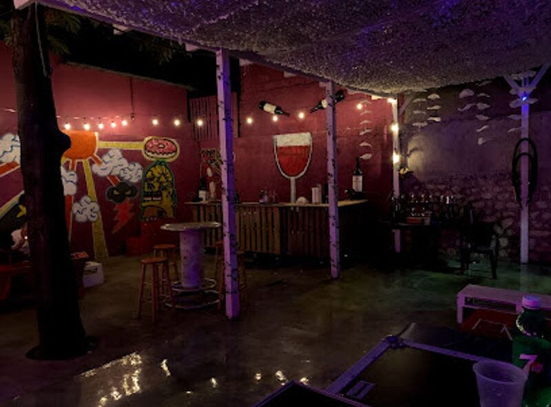 OBLAKA Lounge — Haiti