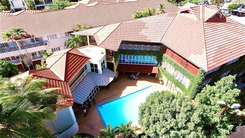 Altamont Court Hotel — Jamaica
