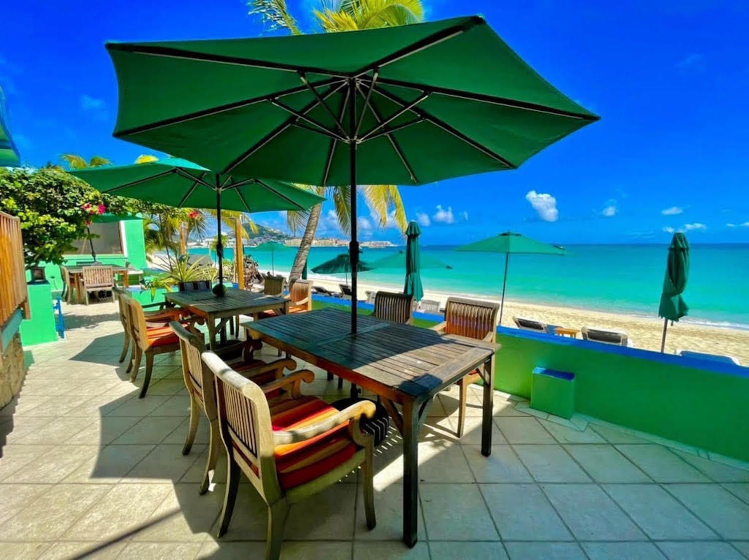 Azure Hotel & Art Studio — Saint-Martin