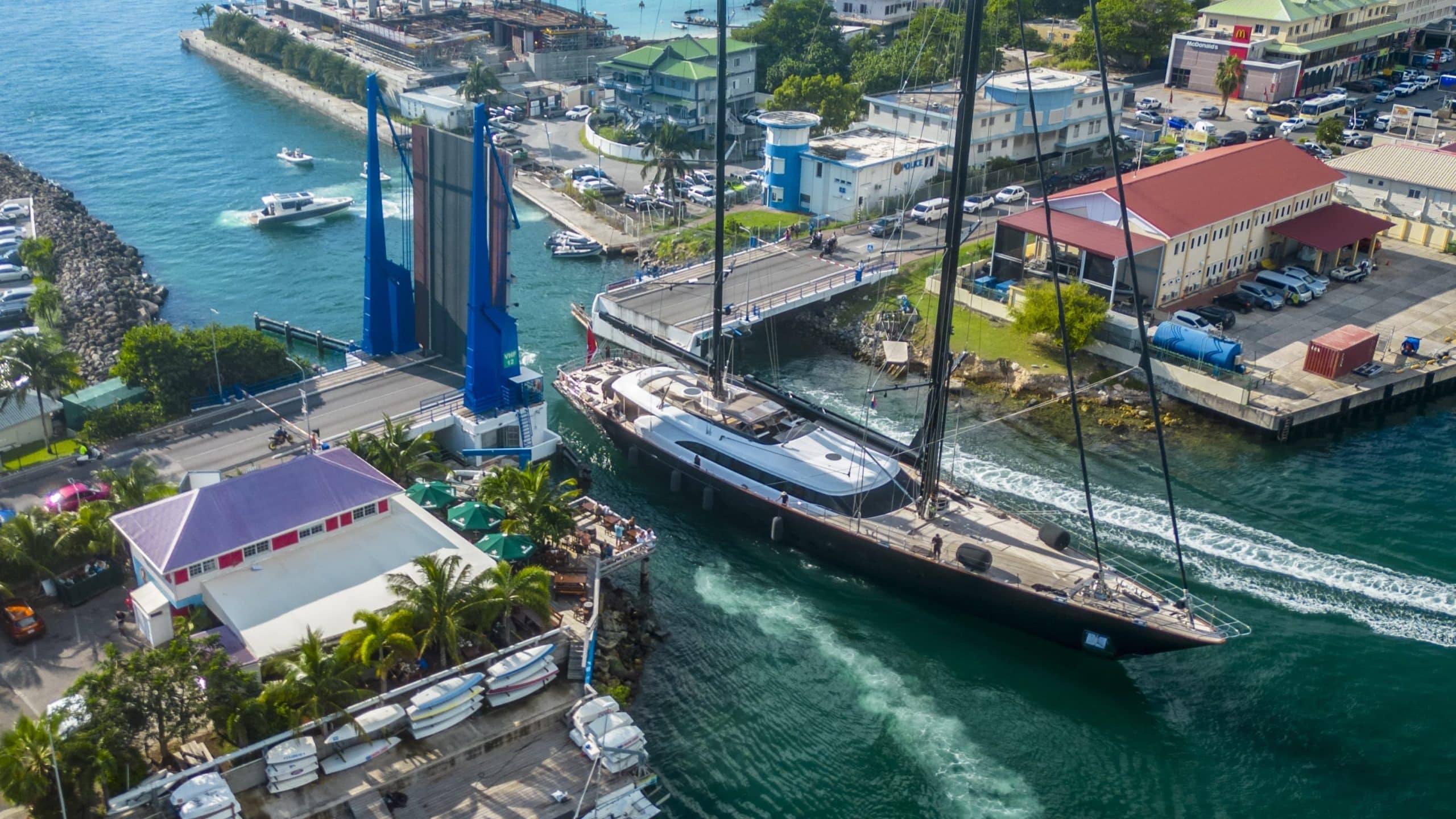 Sint Maarten Yacht Club Bar & Restaurant — Sint Maarten