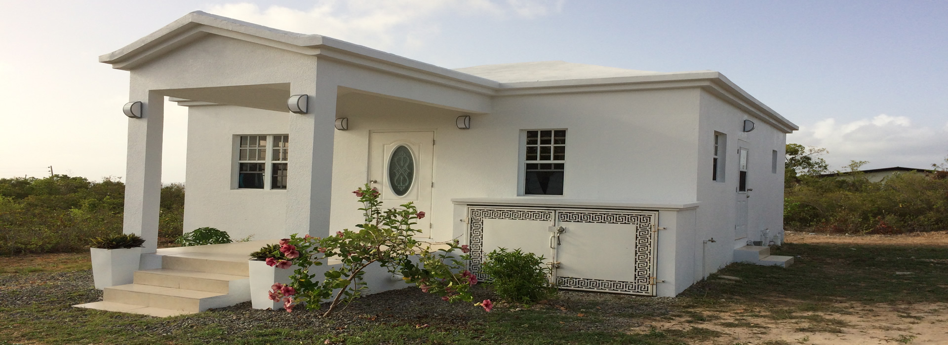 House Of Designz — Saint-Martin