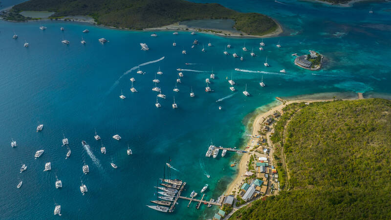 Bitter End Yacht Club (Clubhouse + Buoy Room + Reef Sampler) — British Virgin Islands
