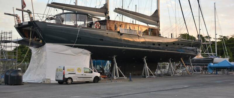Douglas Yacht Services — Martinique