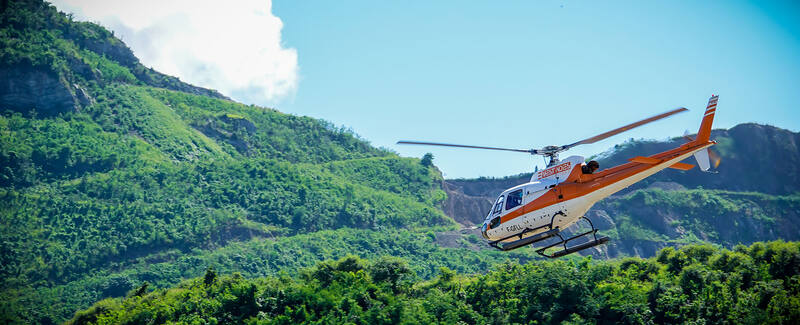 West Indies Helicopters — Sint Maarten