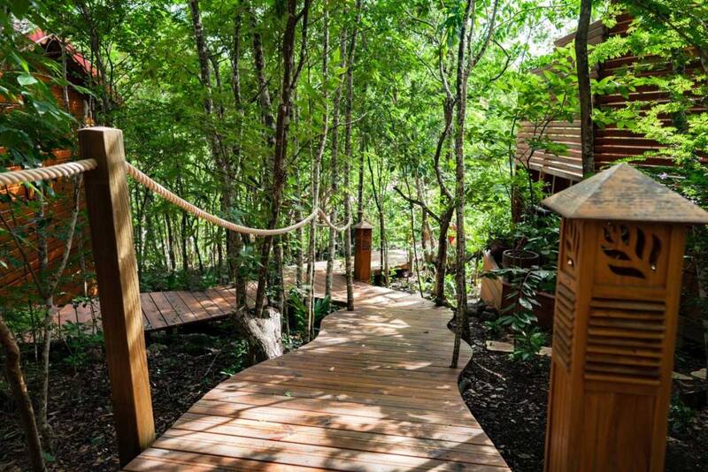 Hummingbird Garden Spa (Ô Nid Douillet) at Au Jardin des Colibris Ecolodge — Guadeloupe